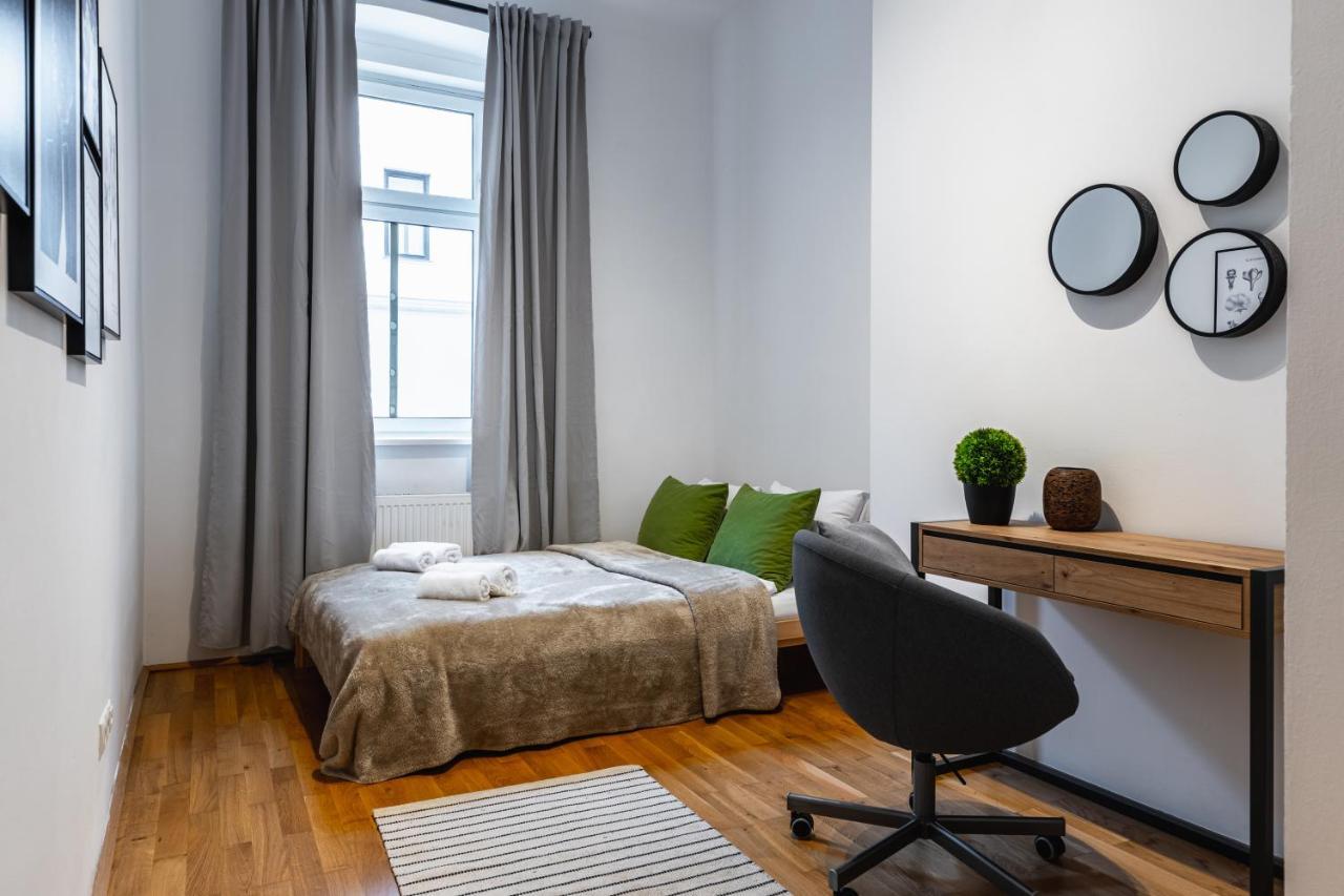 Stylish Designed Apartment In A Calm District Wien Eksteriør bilde